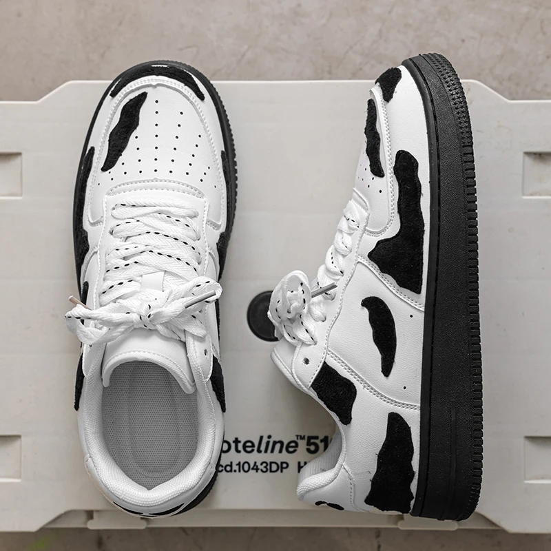 Men's Woman Black and White Splicing Board Shoes Casual Sports Shoes Men's Lace-up Sports Skateboard Shoes