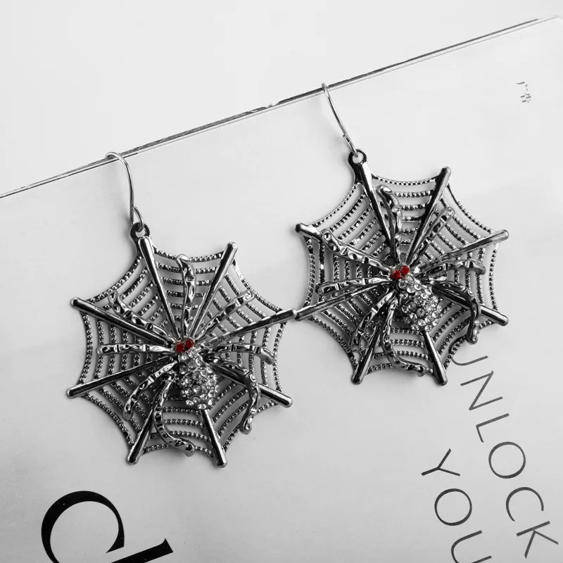 

Halloween Series Earrings Jewelry Personality Diamond Spider Earrings Hot Selling Horror Funny Earrings