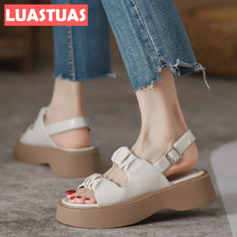 

Женские туфли с пряжкой на толстой подошве, Размеры 35-39