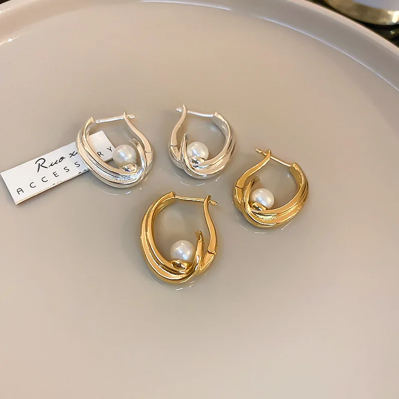 

KAITIN Geometric Round Pearl Women Earrings Korea Personalized Hoop Earrings Light Luxury High-grade Versatile Jewelry for Women