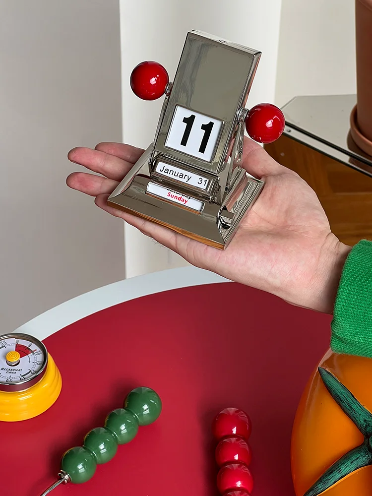 Календарь-тыква механический из металлического сплава оригинальный