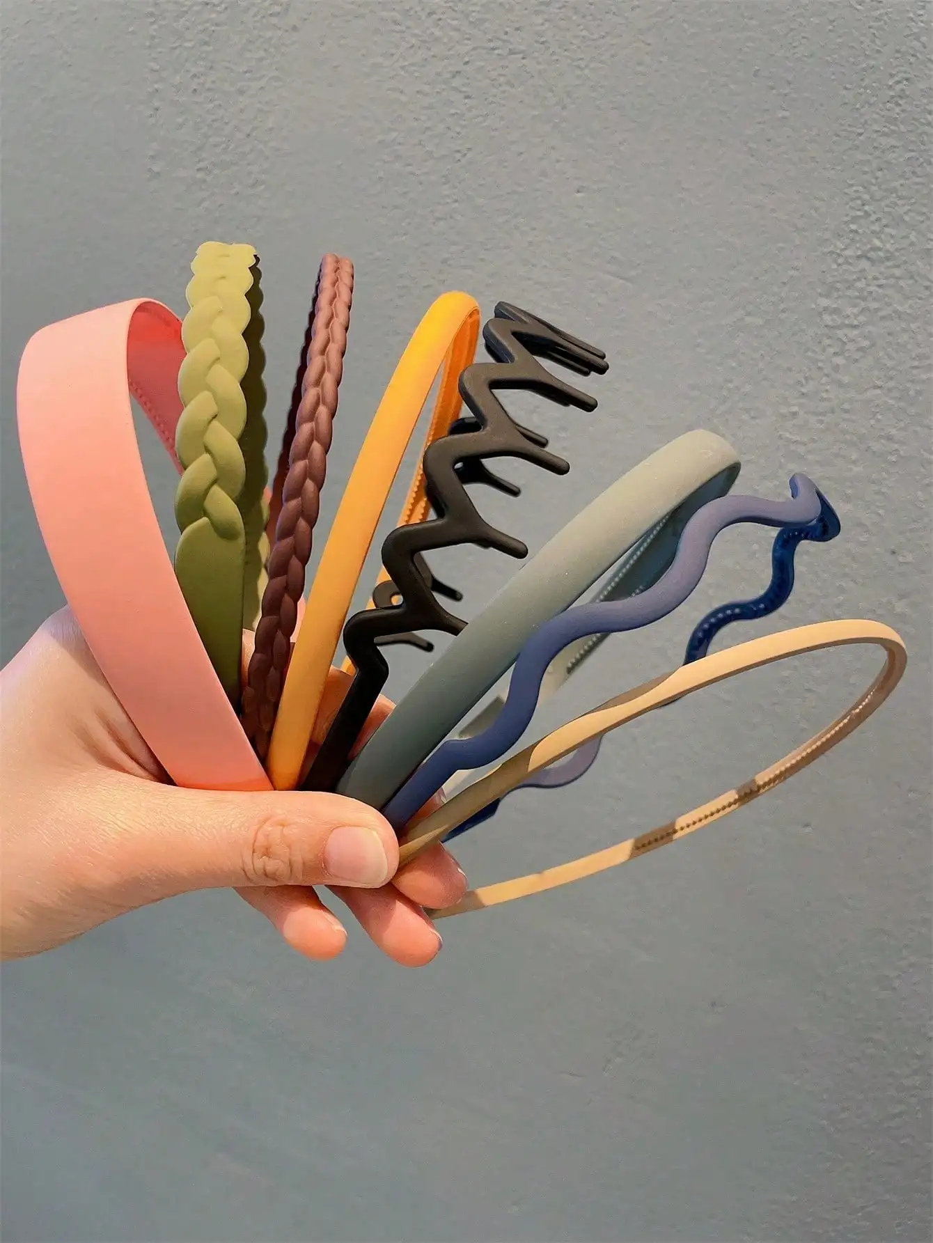 Женский набор аксессуаров для волос 8 предметов волнистая резинка акриловый