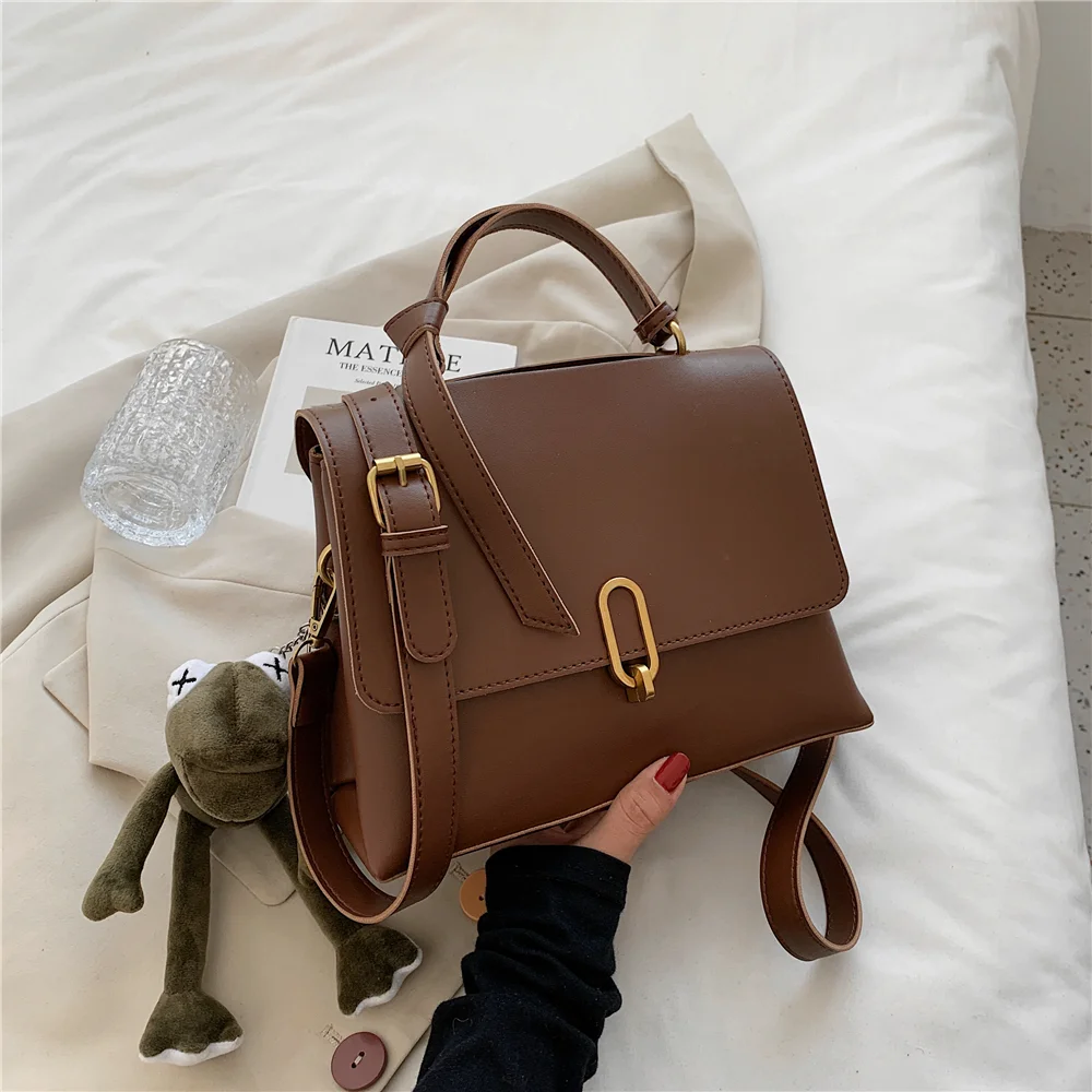 Купи Khaki Leather Crossbody Messenger Bag Women Luxury Vintage Shoulder Tote Bags Ladies Large Capacity Simple Versatile Handbags за 1,558 рублей в магазине AliExpress