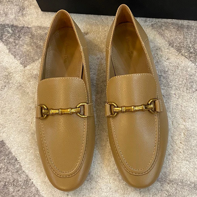 

Metal Buckle Strap Genuine Leather Loafers 2022 Women Autumn New Fashion Round Toes Flat Shoes Chic Comfort Casual Ladies Shoes