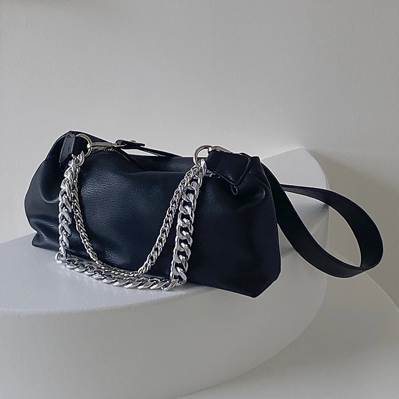 Y2K Black Cool Girl  Women Messenger Bag PU Leather Chain Brand Designer Crossbody Bags Underarm Bag Casua Hobo Bag Solid Color