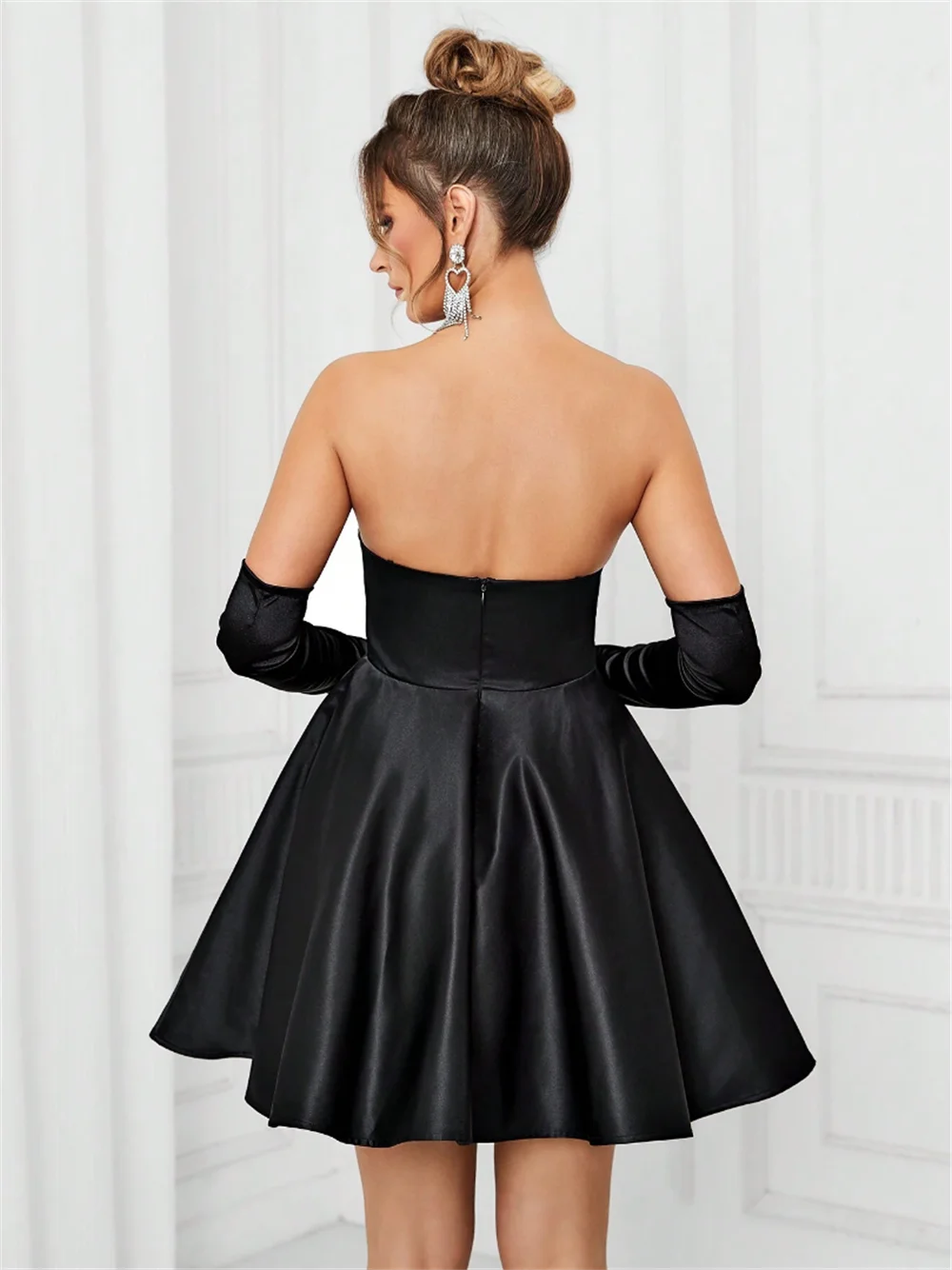 Черные искусственные перчатки Annie атласные Короткие вечерние платья вечернее