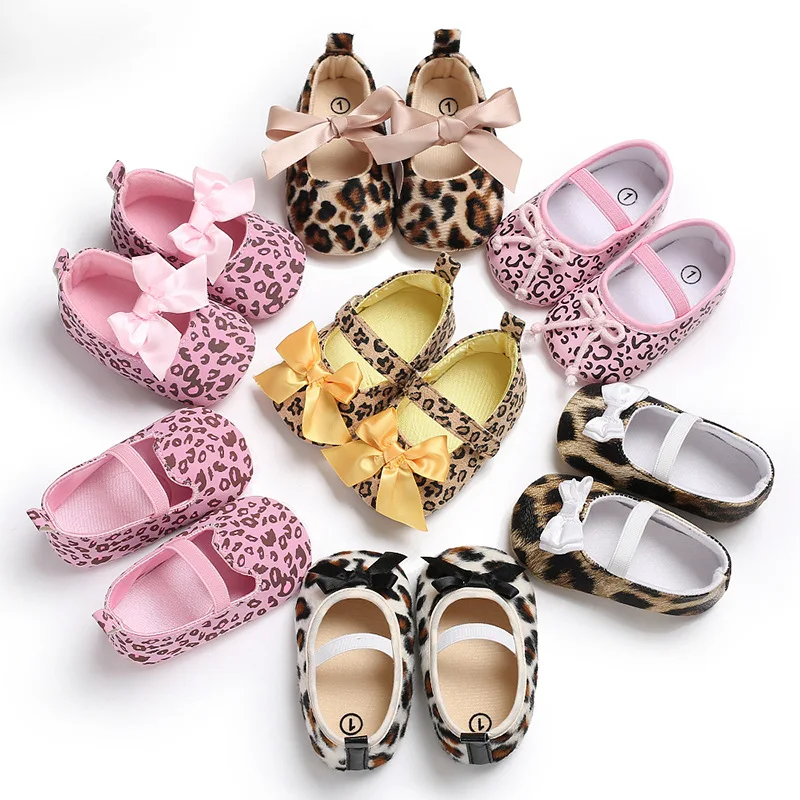 

Spring / Autumn Leopard Print Baby Shoes 0-1Y Girl Princess Shoes Velcro Newborn Baby Walking Shoes Soft Anti-Slip Soles