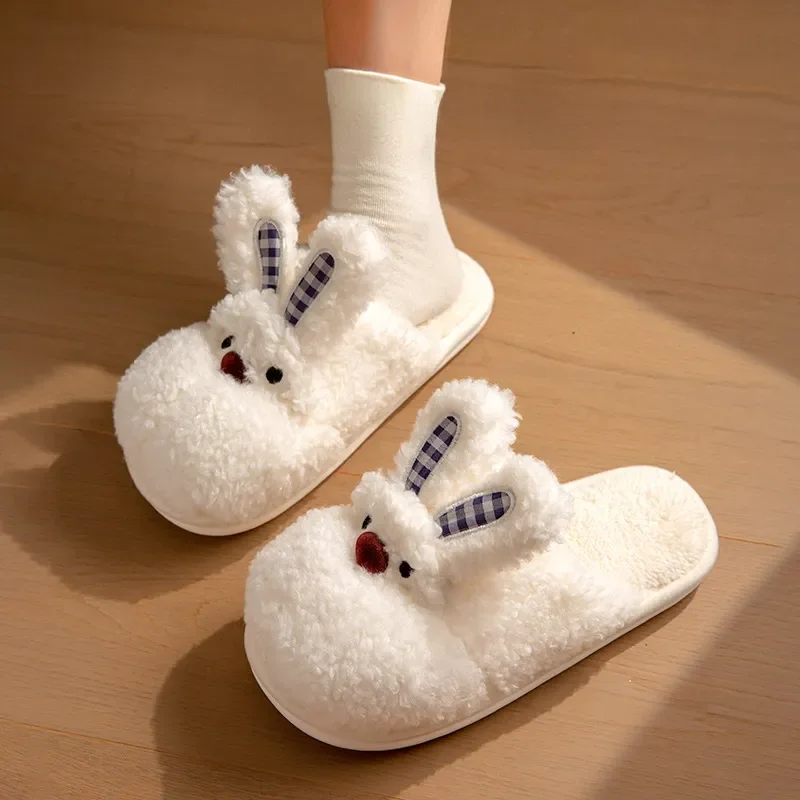 

2023 New Fashion Home Indoor Warm Cartoon Couple Plush Cotton Slippers Men's Slippers Winter Cute Rabbit Women's Cotton Slippers
