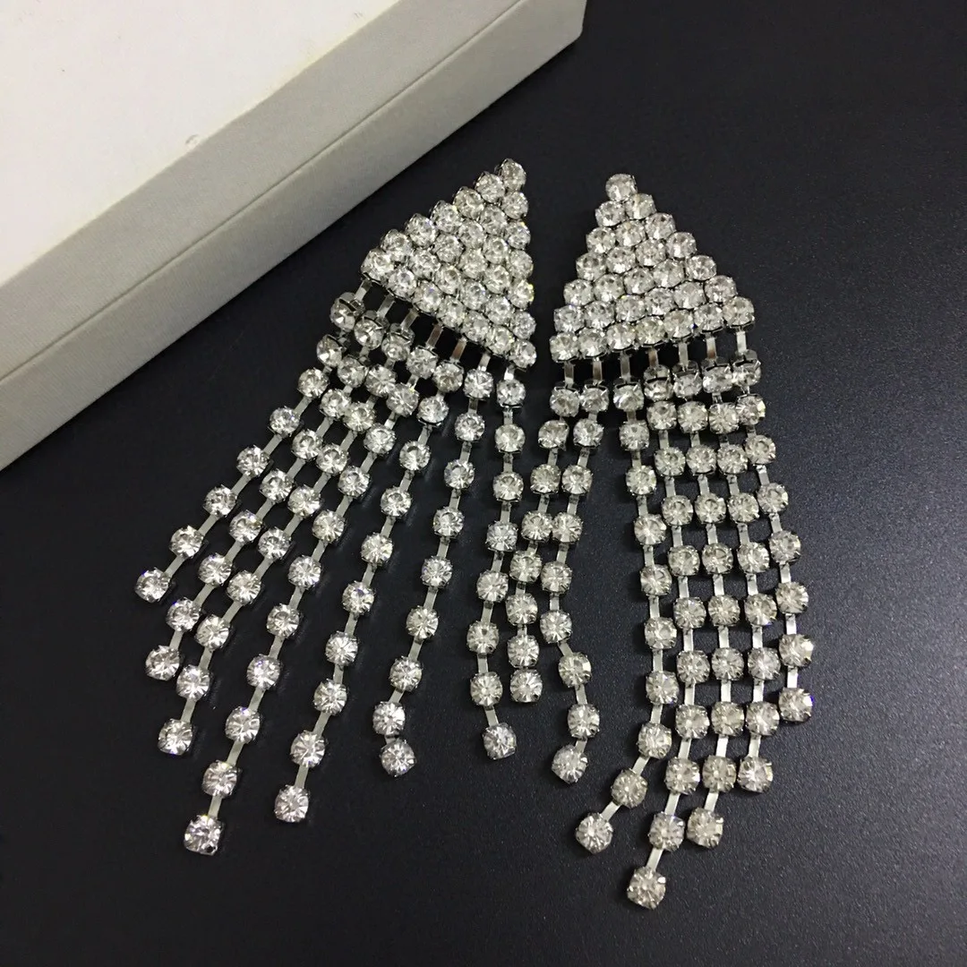 

Fashion Personality Triangle Fringe Ear For Women Aretes Mujer Pendientes Boucle D’Oreille Orecchini Clip De Oreja