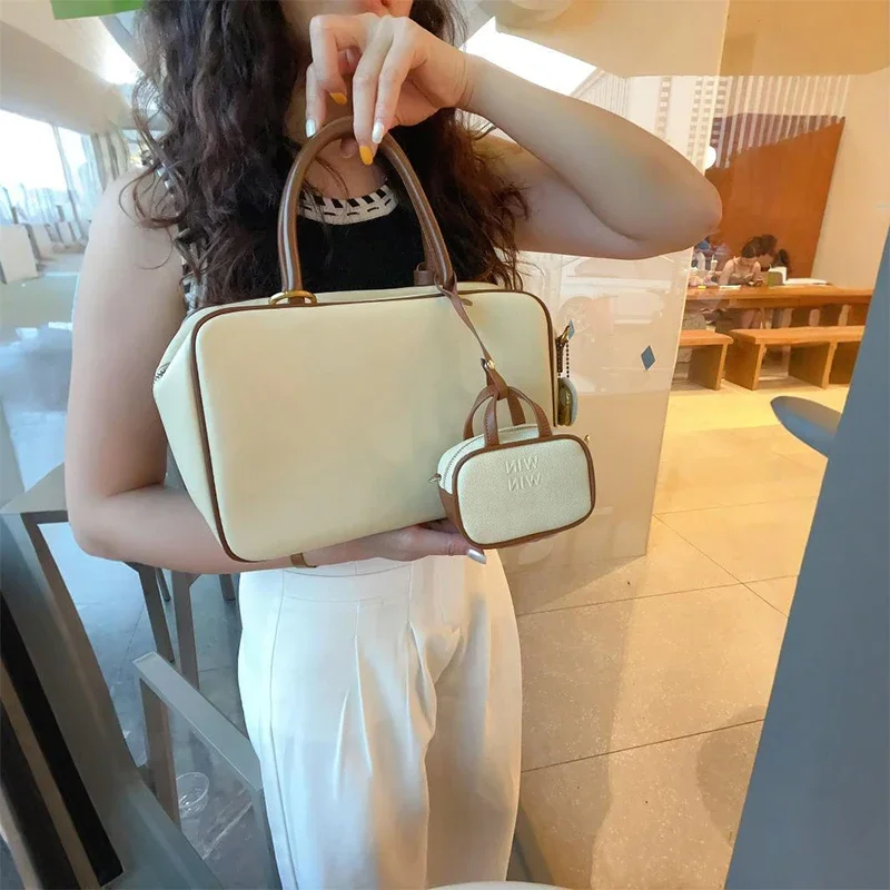 Супер милый мини-портфель маленькая квадратная сумка новая портативная красная