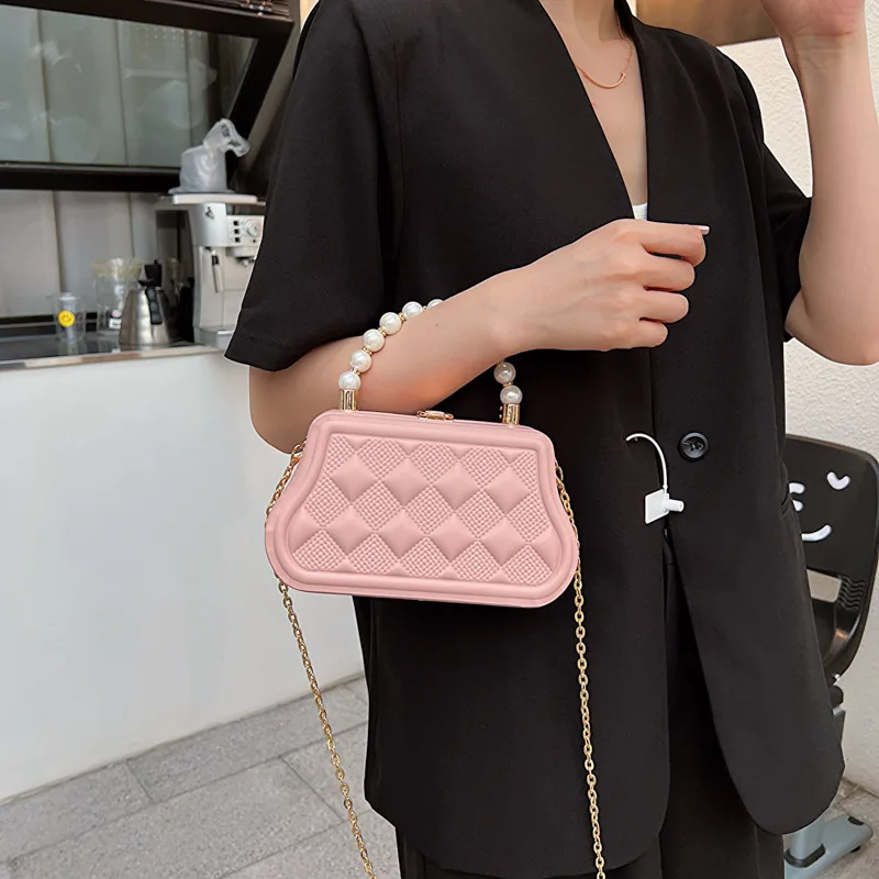 

Exquisite Versatile Box Small Fragrant Wind Pearl INS Women's Fashion Fashionable Chain One Shoulder Oblique