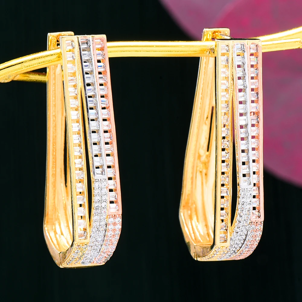 

Soramoore Luxury Trendy Women Gold Hoop Earring Wedding Engagement Jewelry Noble Fashion Accessories Full Mirco Cubic Zirconia
