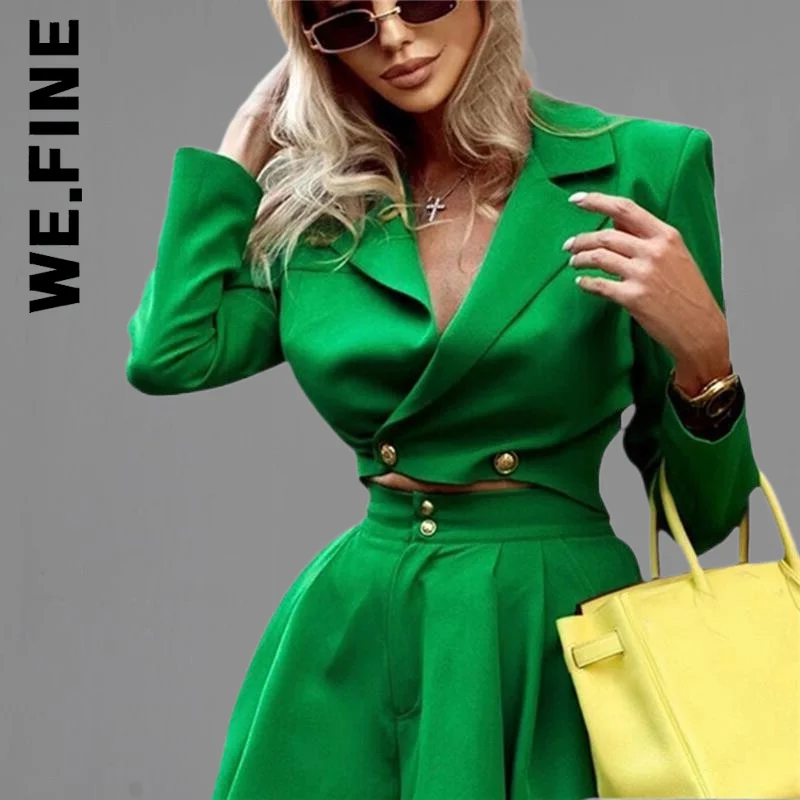 

Женский комплект из 2 предметов, короткий пиджак и шорты с рюшами и карманами на пуговицах