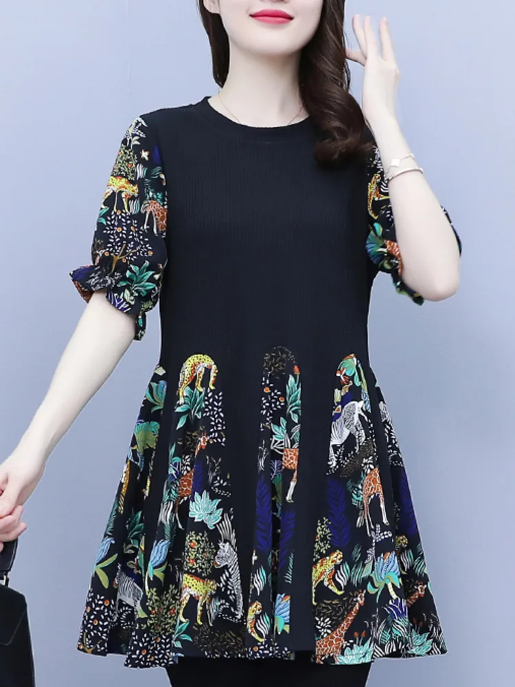 #2868 офисная Винтажная футболка женская с разрезом и принтом модная коротким