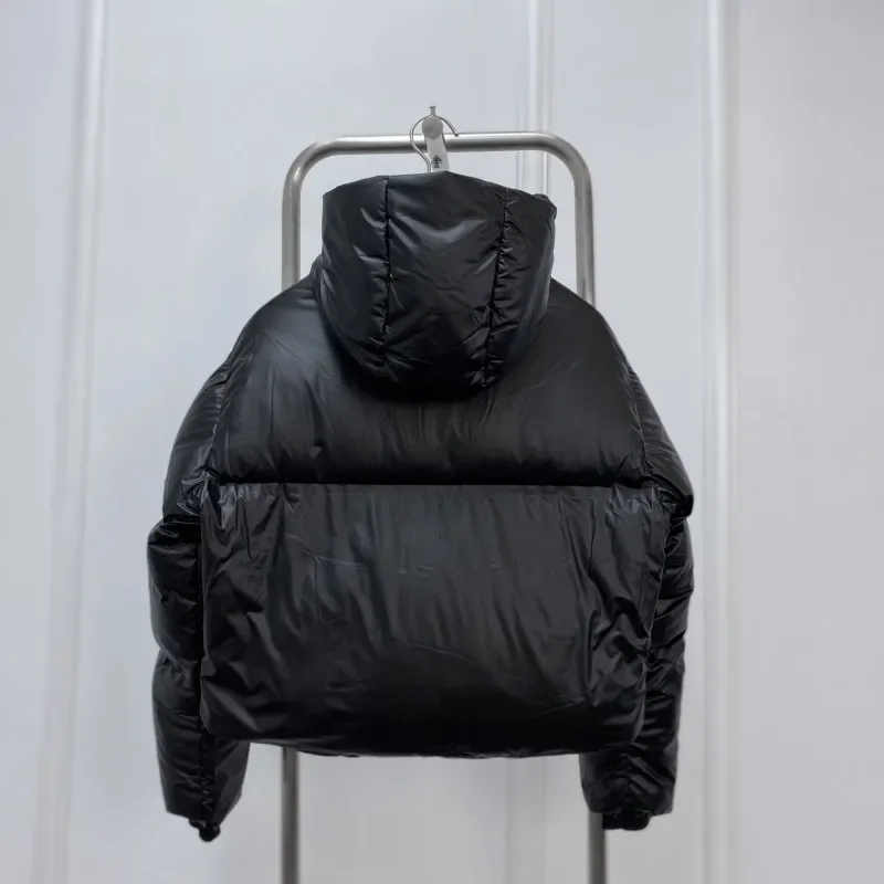 Рисунок 2 - Высококачественный Женский пуховик с капюшоном