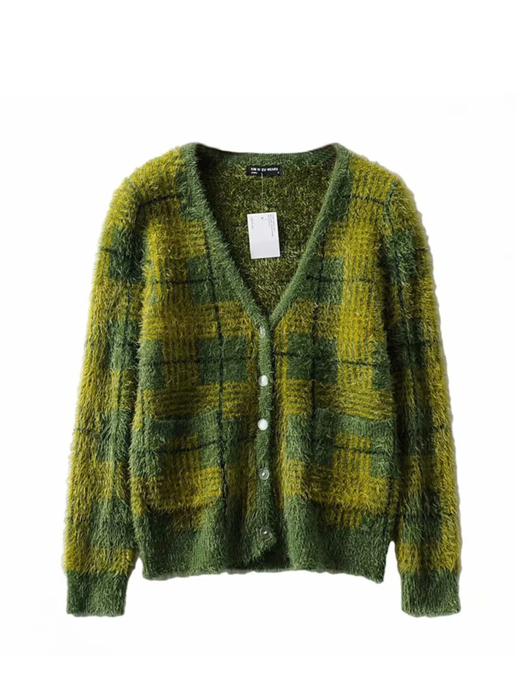 

Women 2022 New Autumn Winter Vintage Plaid V-neck Knitwear Loose Casual Long Sleeve Thick Lady Knitted Cardigan Plush Sweater