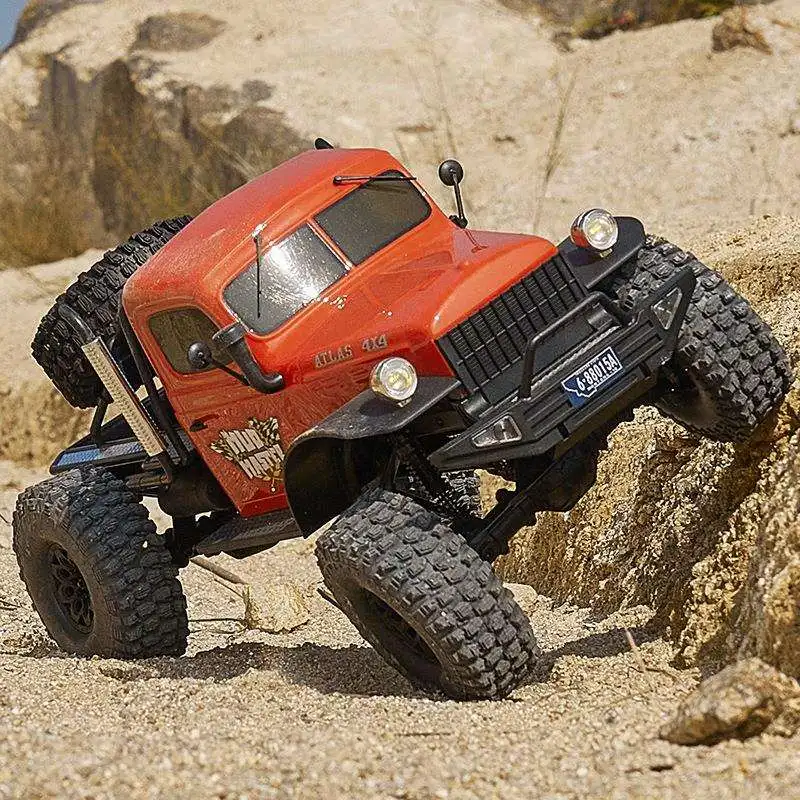 Фото FMS 1‑10 Bullfighter 4WD — крупномасштабная радиоуправляемая модель внедорожника с электроприводом, имитирующая реальность, коллекционная модель для хобби. №2
