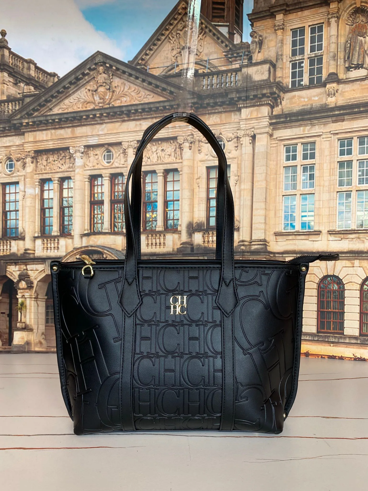 

2022 Women's New Portable CHHC Bag Metal Zipper Printed Logo 100% Genuine Leather Top Leather Large Capacity Packaging Bag