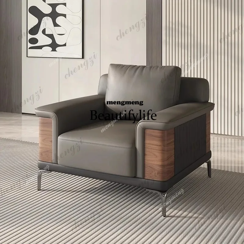 Фото Популярные итальянские офисные диваны R134 из искусственной кожи для президиумов и деловых встреч, офисная мебель Gado Mai Matasai №2