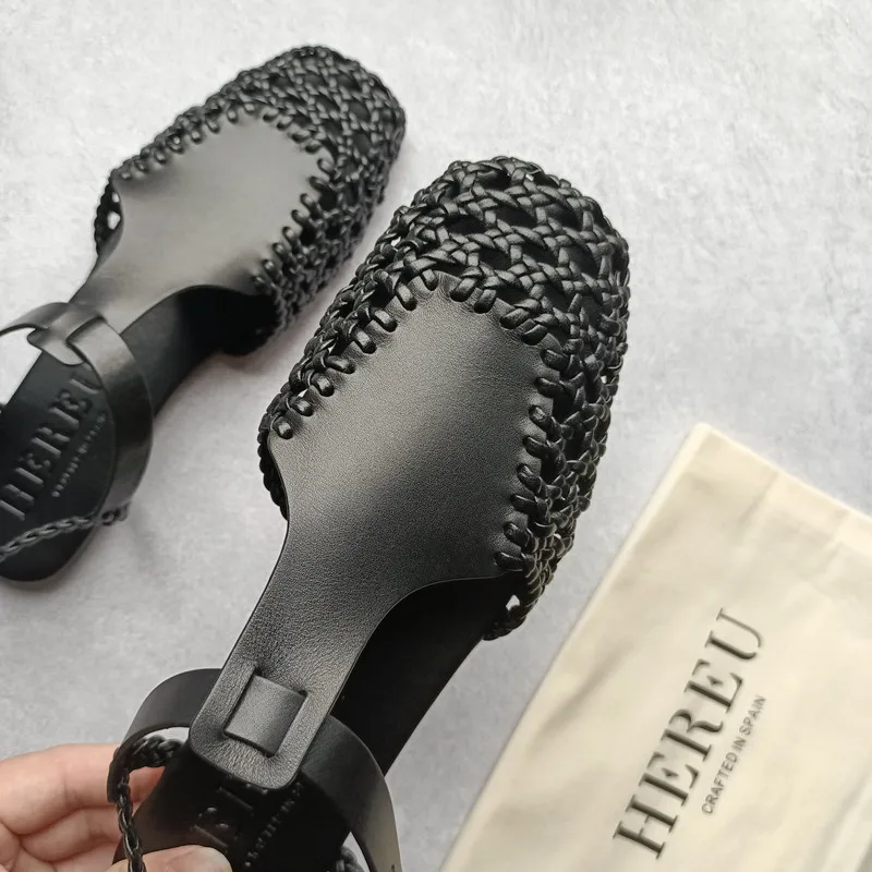 HEREU 2022 Summer New Niche French Retro Hollow Flat Bottom T-strap Genuine Leather Hand-woven Designer Woman Sandals
