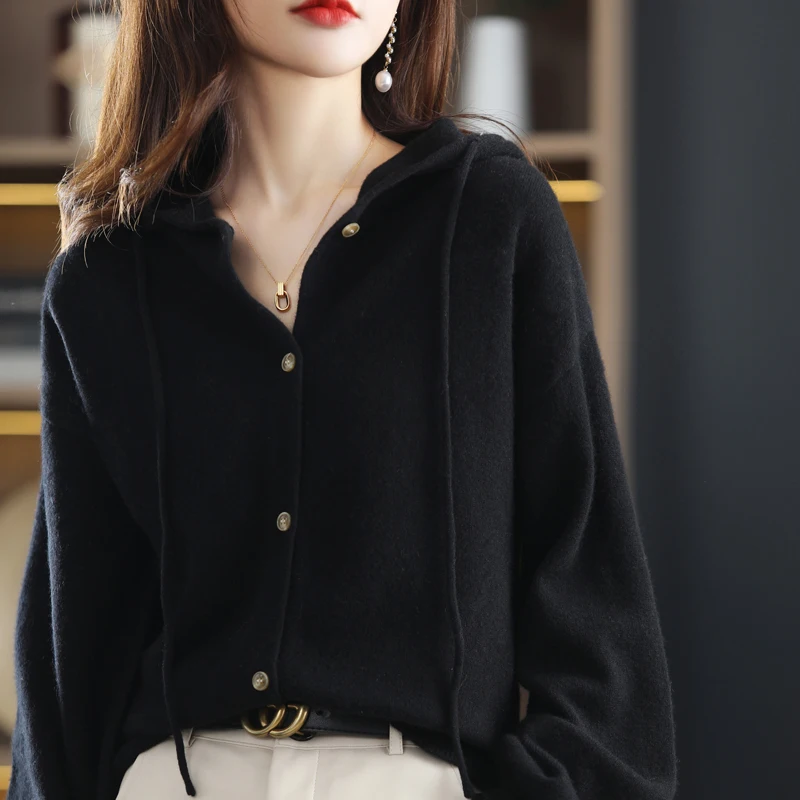 Рисунок 5 - Тонкий шерстяной вязаный кардиган с капюшоном