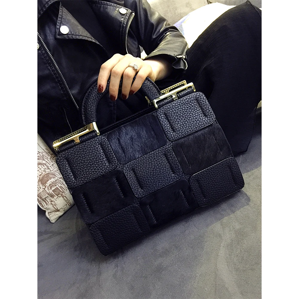 Женская текстурированная сумка из натуральной кожи и конского волоса модная