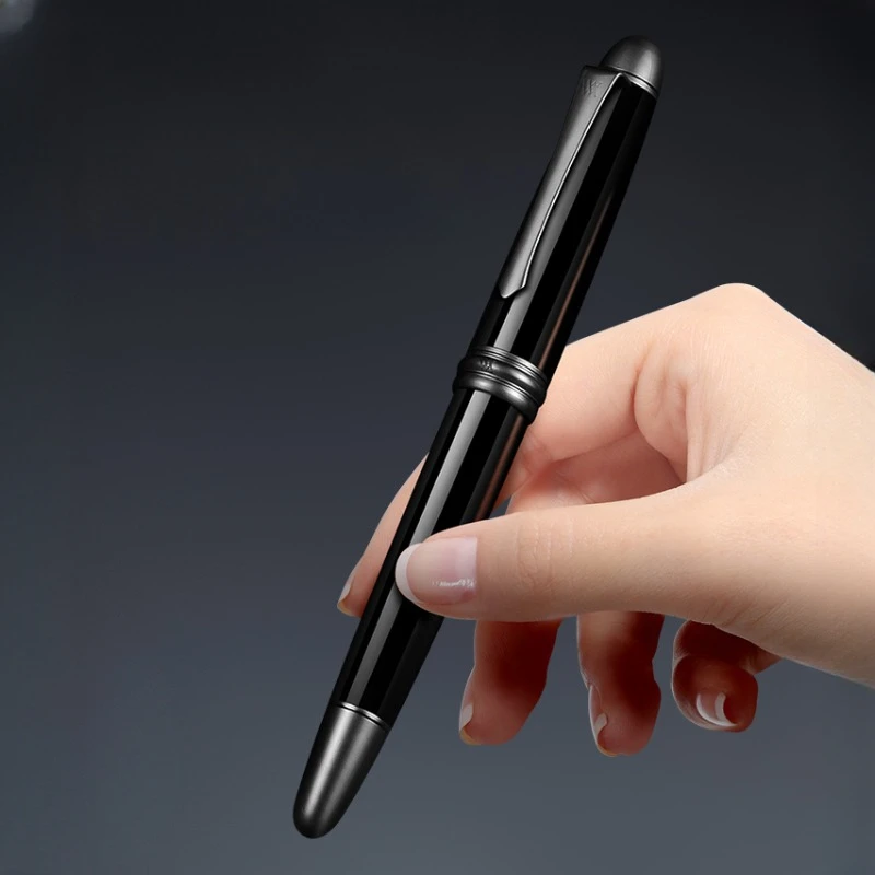 Ручка перьевая VVA иридиевая Золотая 0 5 мм