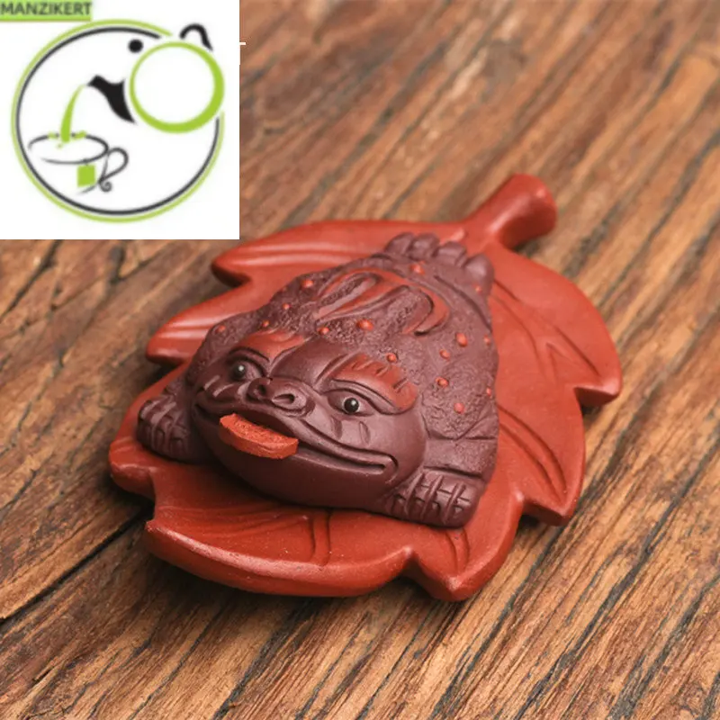 

Chinese Yixing Purple Clay Tea Pet Leaf Golden Toad Statue Lucky Ornaments Handmade Sculpture Tea Figurine Crafts Tea Set Decors