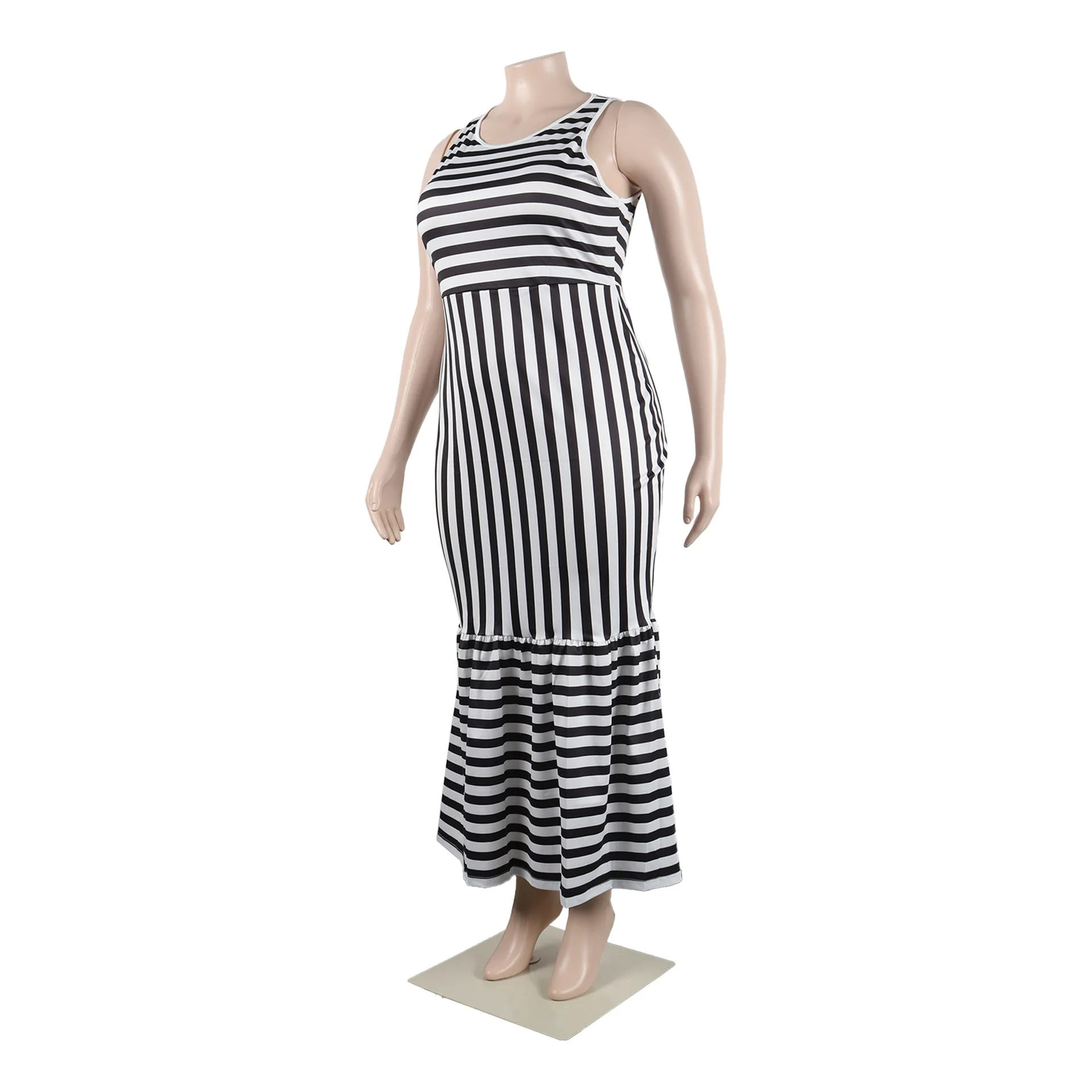 Plus Size Elegant Dress Striped Sleeveless Casual Clothing Female Luxury Long Robe 2023 Summer Women Trendy Party New In Dress