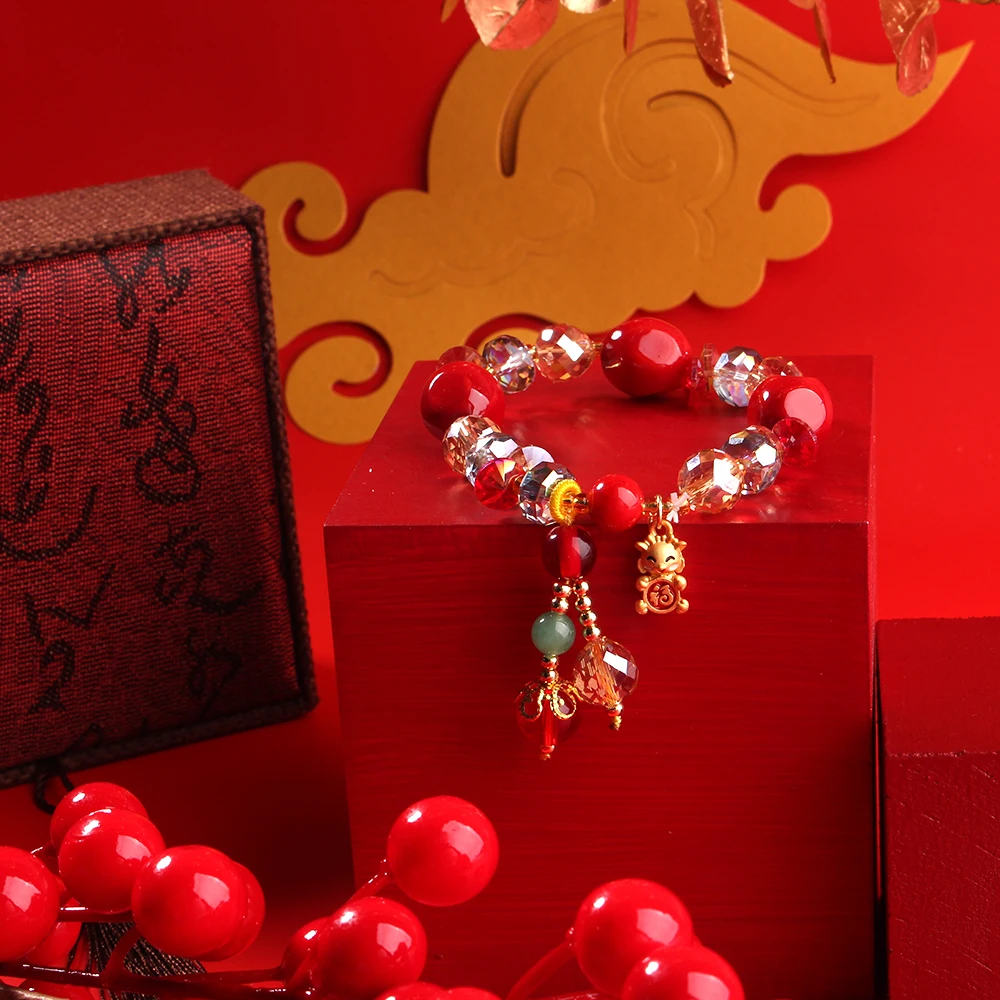 

Chinese Style New Year Red Dragon Zodiac Bracelet for women Animal Year Bracelet Transshipment Elastic Coral Beads Jewelry