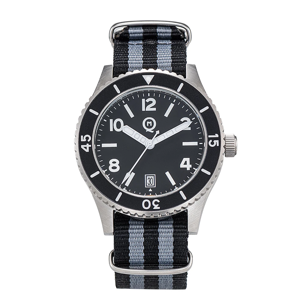 

QM Brand Men Watch Diving Outdoor Luxury Design Luminous Army UDT Military 300M Masculino QM8020VJ52
