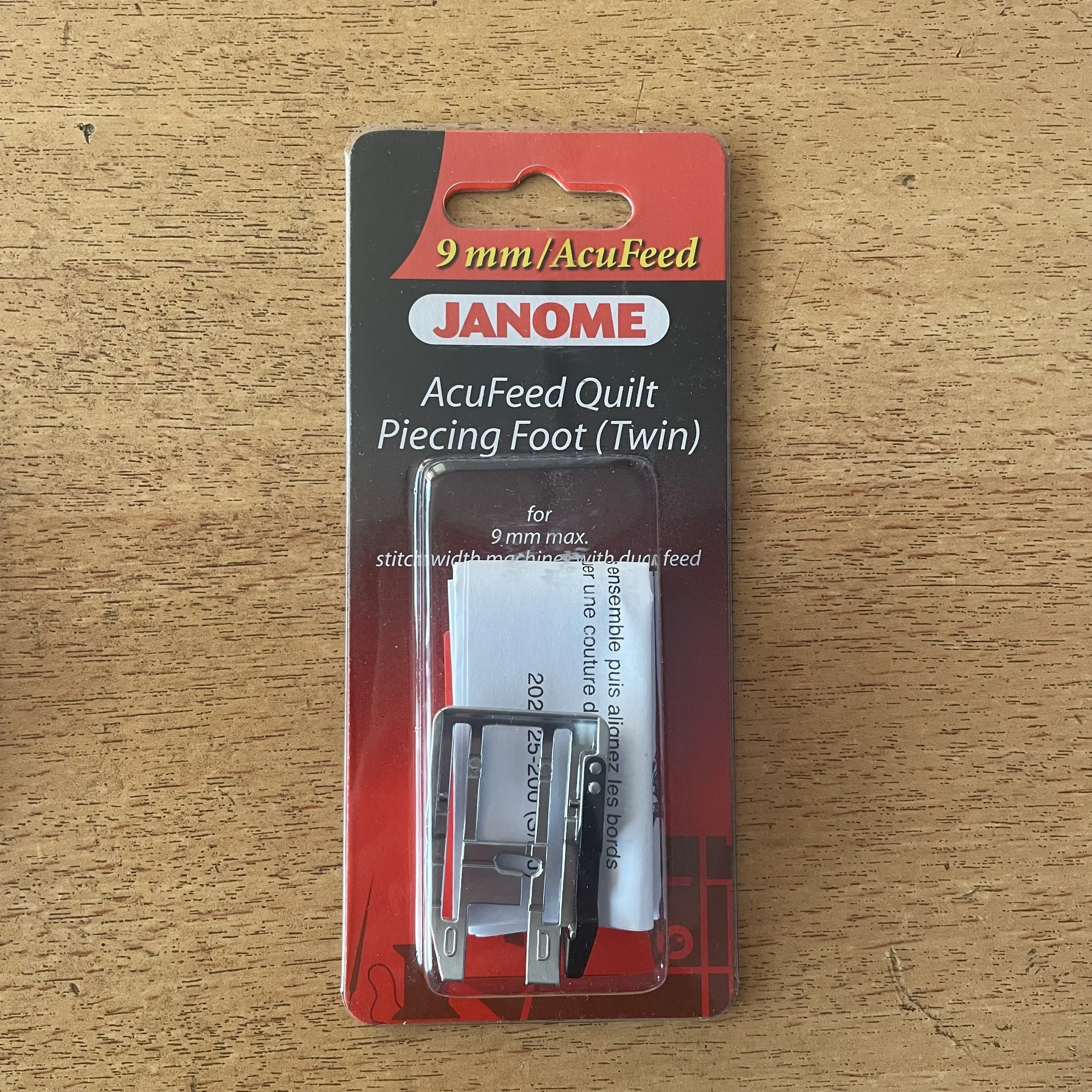 Четверть синхронная прижимная лапка линейное синхронное отверстие центральная