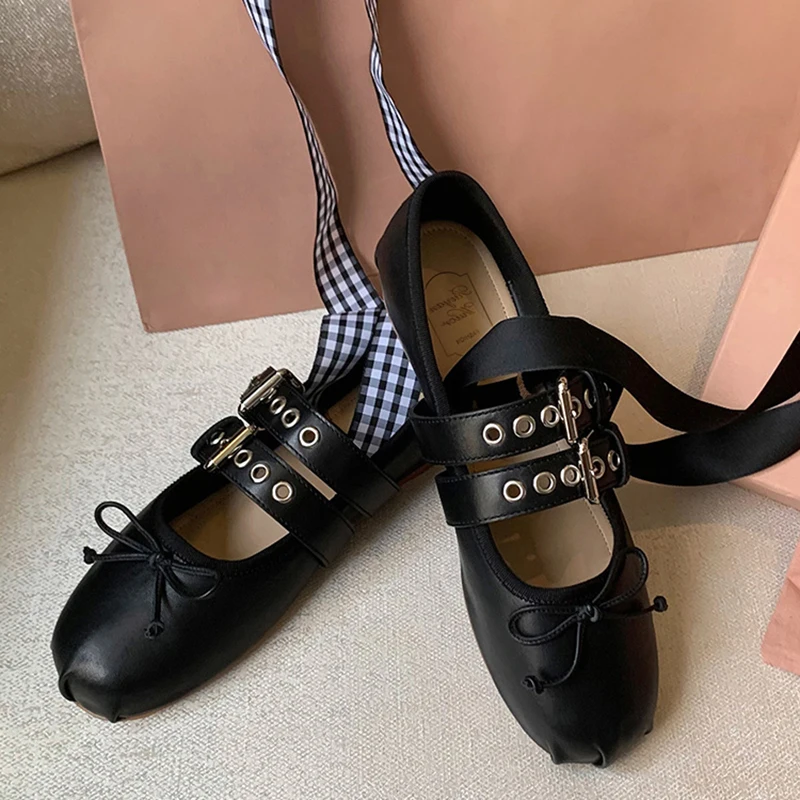 2023 New Designers Women Flat Shoes Fashion Shallow Hollow Out Ballet Shoes Ladies Casual Outdoor Soft Ballerina Shoe Loafers