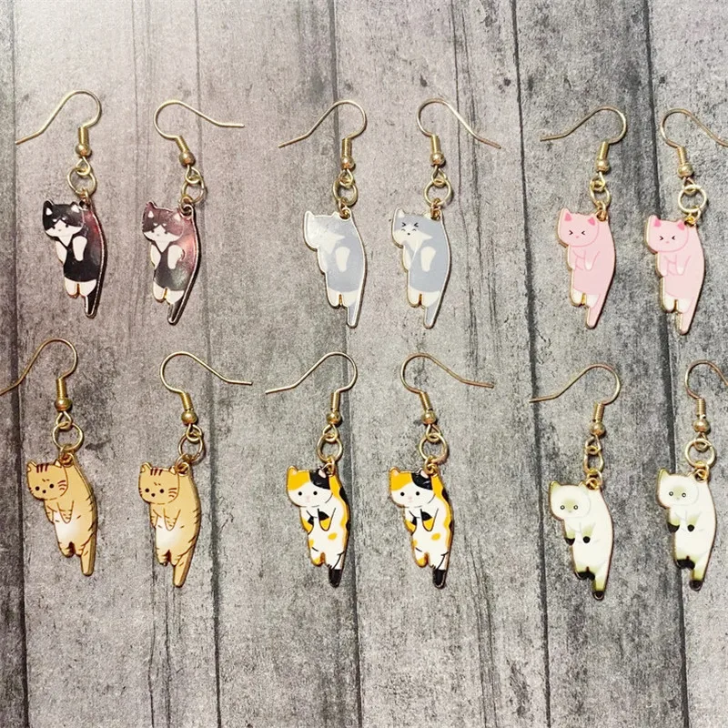 

Carrying Cat Pendant Earrings Women's Fashion Alloy Jewelry Interesting Jewelry Personality Aesthetic Jewelry for Him and Her