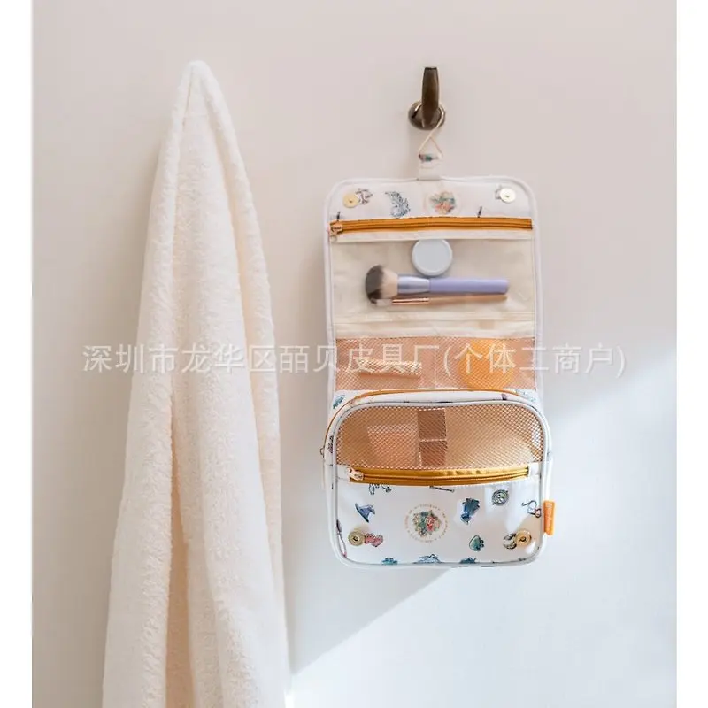 Складная сумка для туалетных принадлежностей с принтом School of Magic подвесная