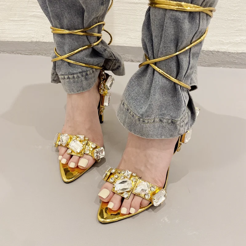 

2023 Summer New Shiny Rhinestone High Heels Fashion Pointed Open Toe Stiletto Shoes Fashion Banquet Catwalk Wedding Roman Sandal