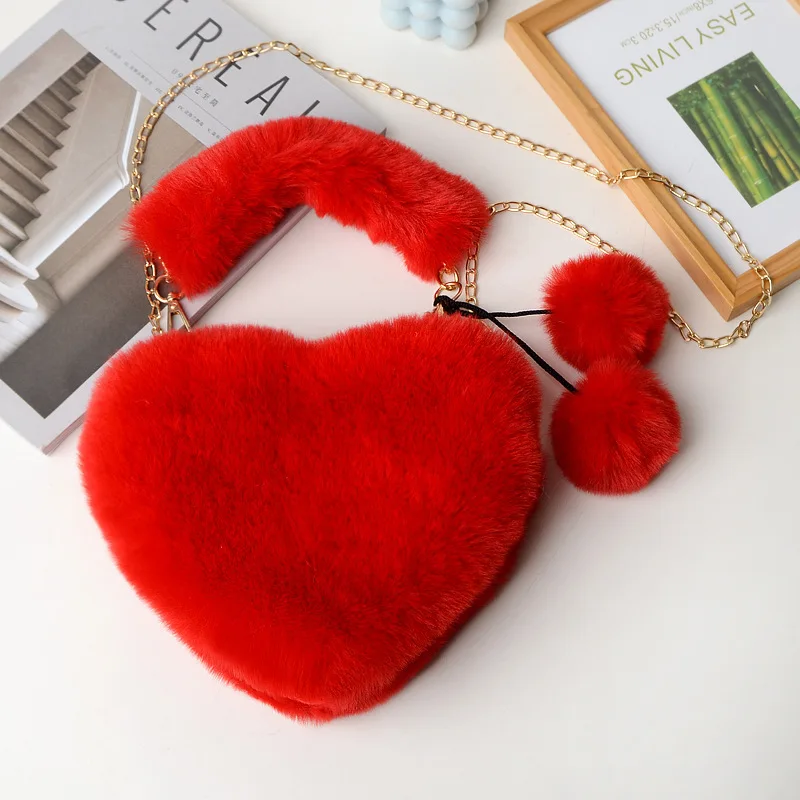

2022 Heart Shape Winter Bag Women Plush Clutch Fashion Faux Fur Totes Underarm Handbags Party Shoulder Bags Female Hand Purse