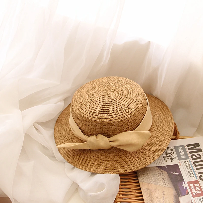 

Girl’s Wide Brim Straw Hat with Windproof Rope Fashion Bandage Bow Sun Hat Summer Beach Hat Sun Hats for Kids Girls 1-8 Years