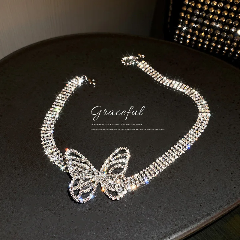 

Fashion Big Butterfly Necklace Rhinestone Clavicle Chain for Women Bling Vintage Choker New French Romantic Style Party Jewelry