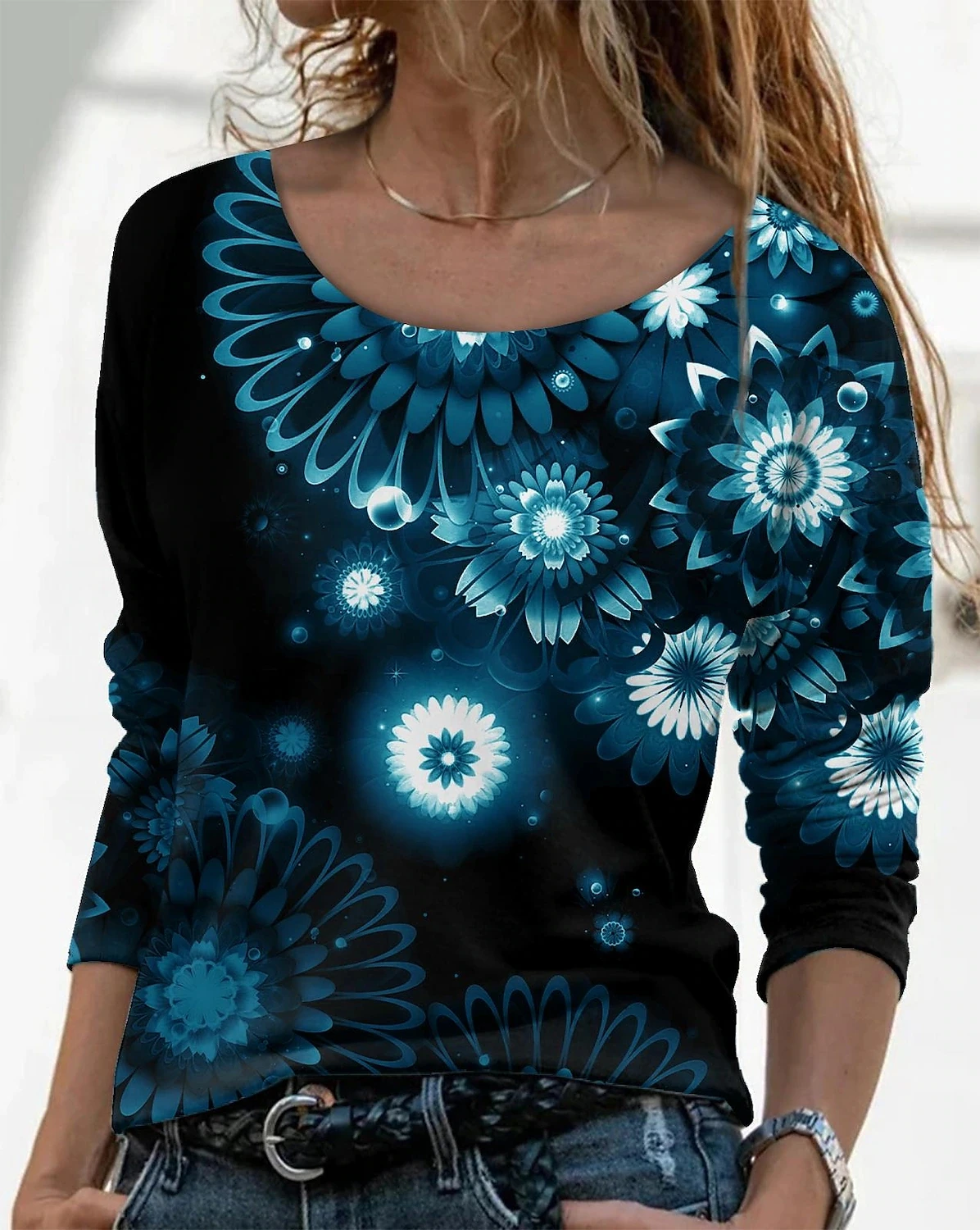 

Spring Round Neck Lady High-Quality Digital Printing Pattern Sublimation Retro Top Leisure Loose Breathable Comfortable T-shirt