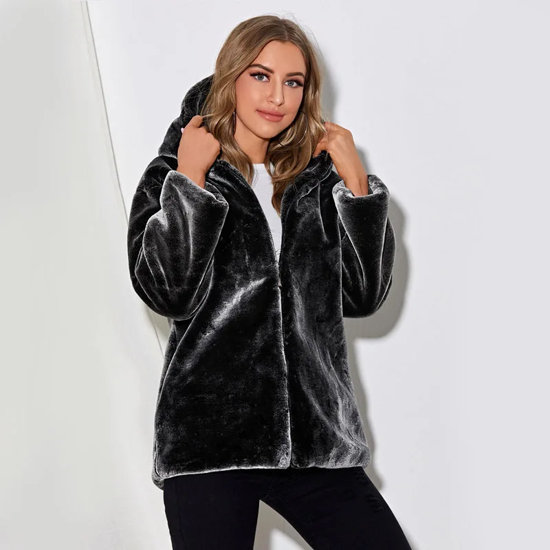 New Winter Long Sleeve Haining Furs Coat Solid Color Women Fashion Warm Fur Coats Outerwear Fake Fur Shawl Women Clothing