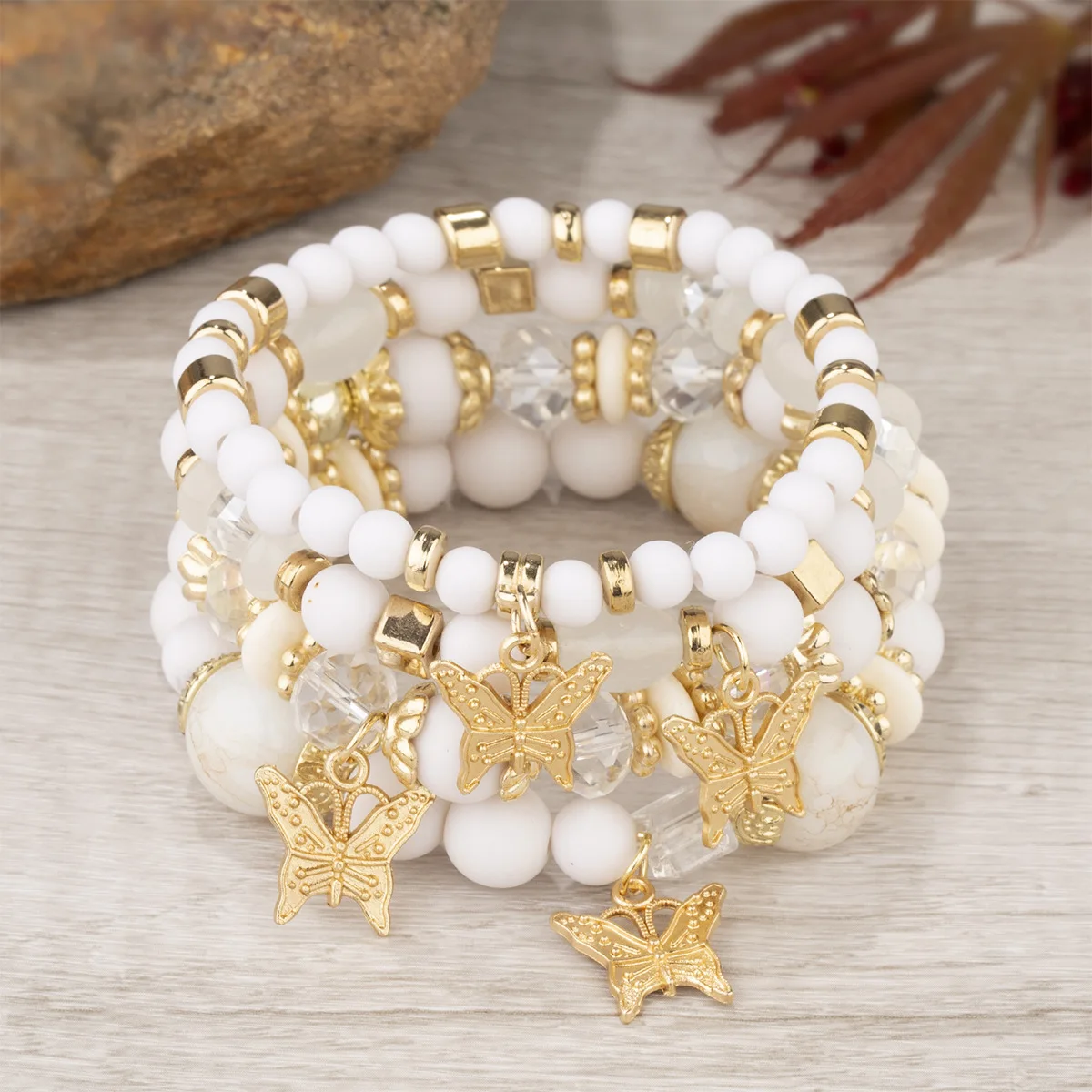 

4Pcs Bohemian Butterfly Charm Bracelet Set For Women White Acrylic Beads Chain Elastic Bangle Female Fashion Party Jewelry Gift