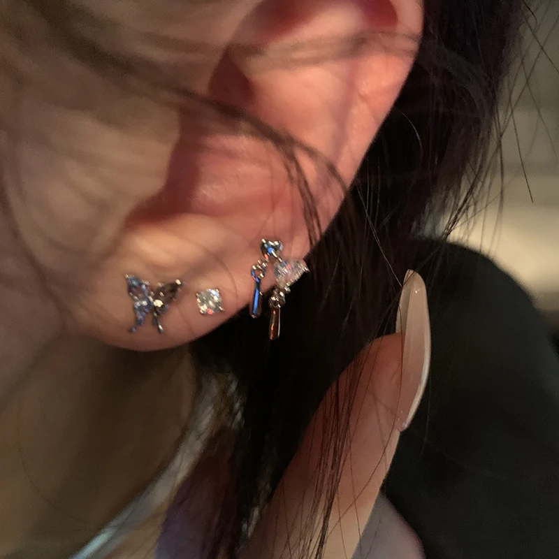 

Korean Y2K Women'S Silver Rhinestone Butterfly Stud Earrings Fashion Punk Stud Earrings Jewelry Set Gift