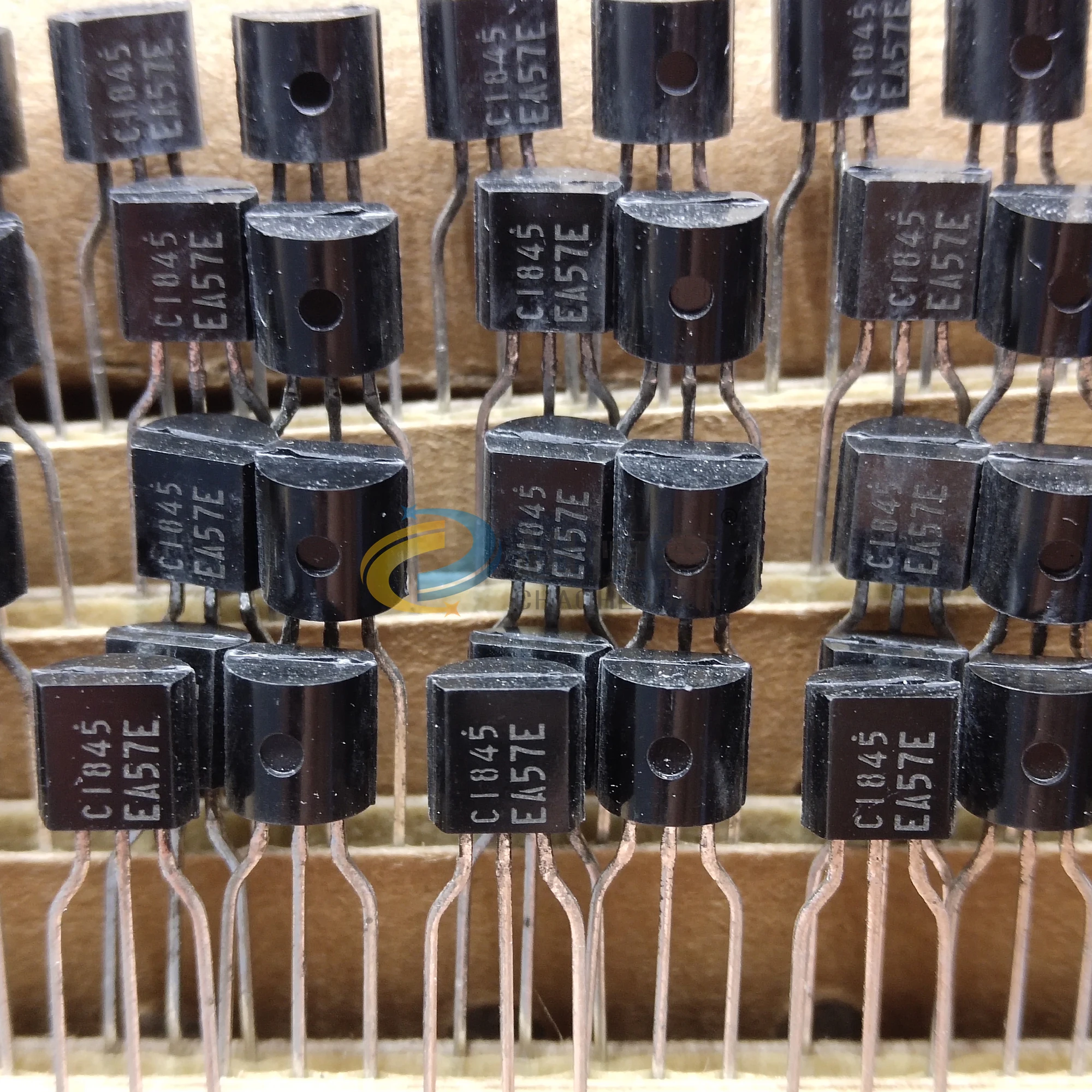 Продажа от 1 пары 100% японская оригинальная аудиокамера 2SA992 2SC1845 A992 C1845 E TO-92