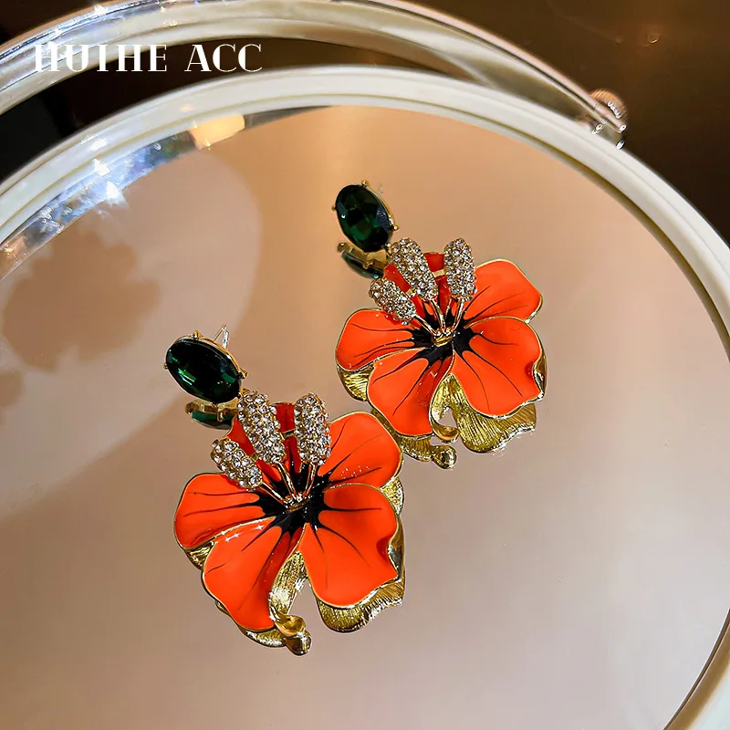 

Silver Needle Inlaid Diamond Flower Net Red Exaggerated Earrings Korean Fashion Natural Temperament Fashionable