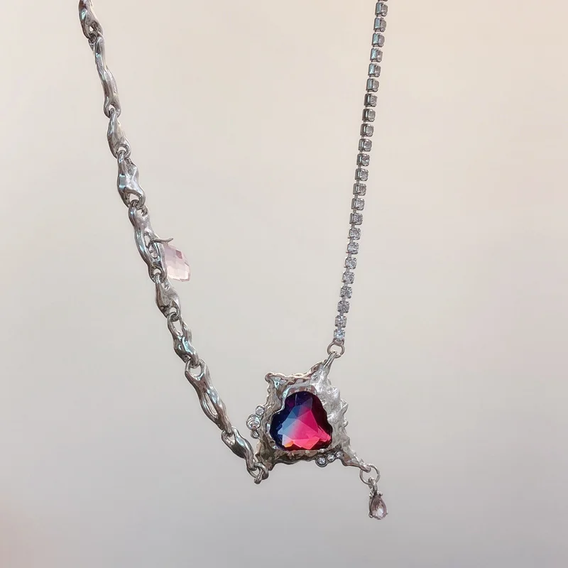 

Новинка, Трендовое Элегантное ожерелье с градиентным красным фиолетовым кристаллом в форме сердца, винтажные стразы, цепочка для ключицы, ж...