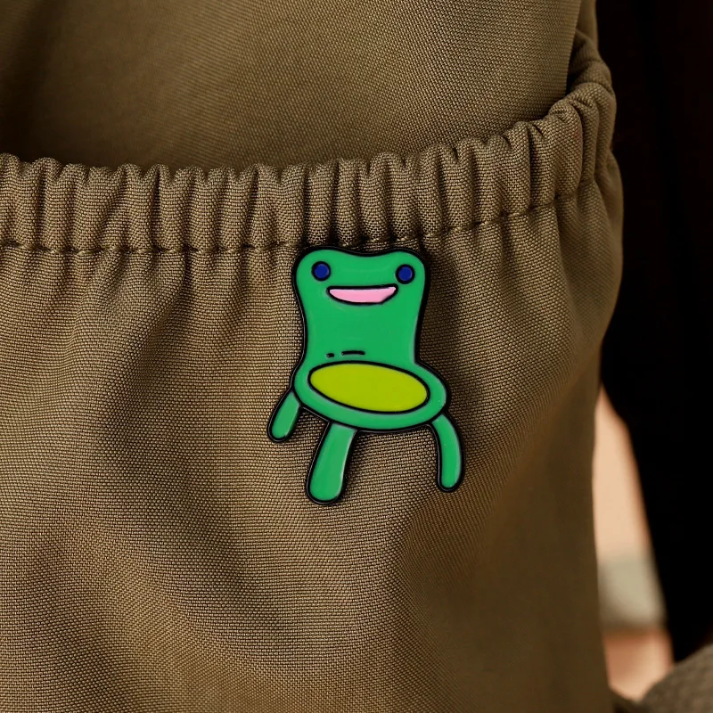 

Cartoon Creative Green Frog Chair Enamel Brooch Cute Animal Small Frog Chair Fun Alloy Pins Personality Accessories Jewelry Gift