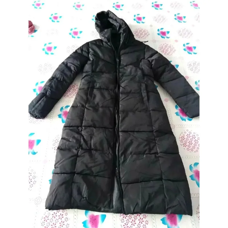 Женская черная легкая тонкая длинная хлопковая стеганая куртка с капюшоном