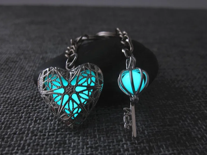 

Luminous Hollow Love Key Chain Stainless Steel Keyring Handmade,Silver Color,Women Jewelry Accessory Pendant Gift Wholesale