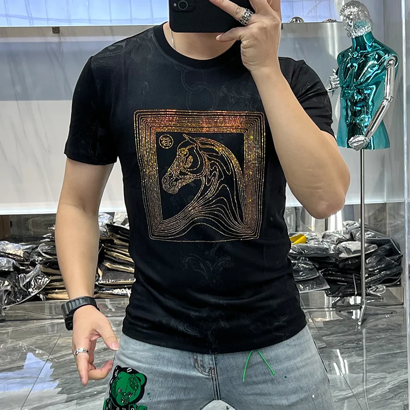 

Футболка мужская с коротким рукавом, роскошная брендовая тенниска с принтом в виде головы лошади, приталенная Майка с принтом стразы, лето ...